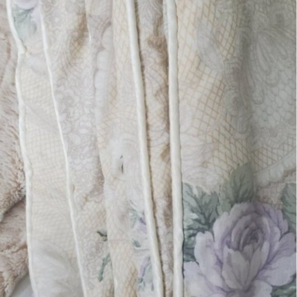 THE BAY Twin Duo Reversible Bed Lightweight Comforter - Picture 6 of 11